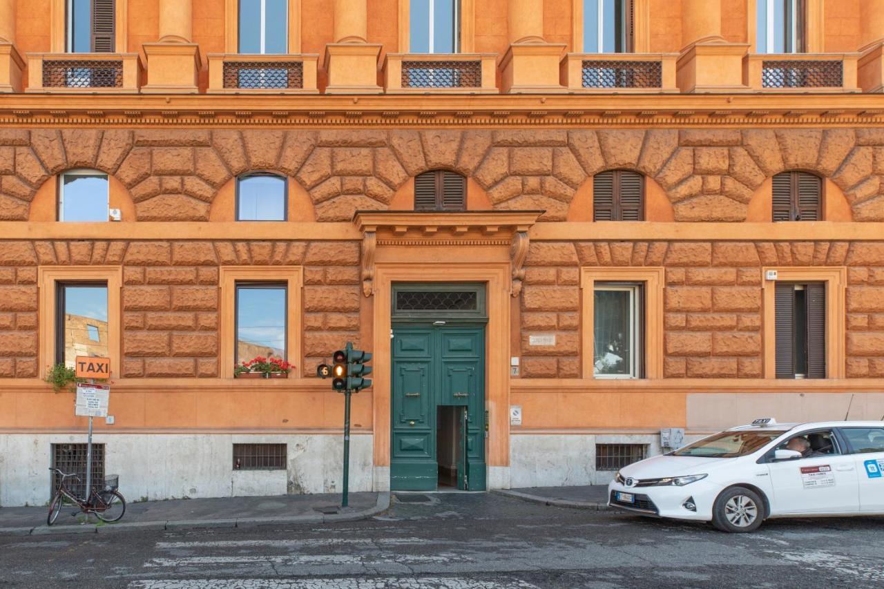 Iflat Colosseum Wide * Rom